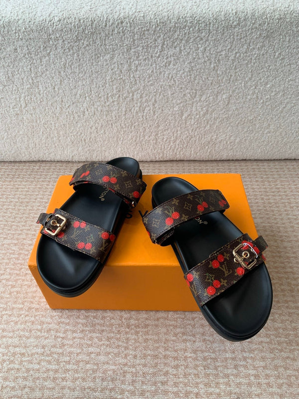 Bom Dia Flat Comfort Mule LV x TM in pelle di pecora marrone con motivo ciliegia 319378