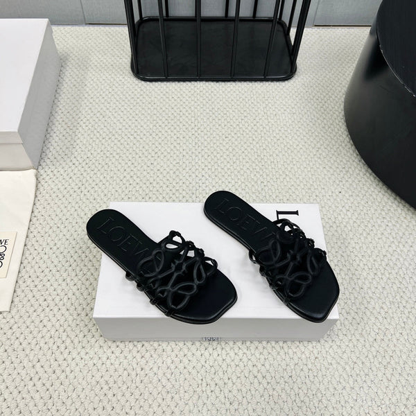 Loewe 25 Petal Anagram Slides Nero Pelle di Vacchetta