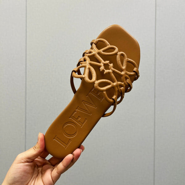 Loewe 25 Petal Anagram Slides Marrone Pelle di Vacchetta