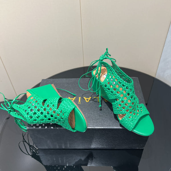 Sandali con zeppa intrecciata a punta tonda Alaia 25 da 75 mm in pelle intrecciata verde 433567