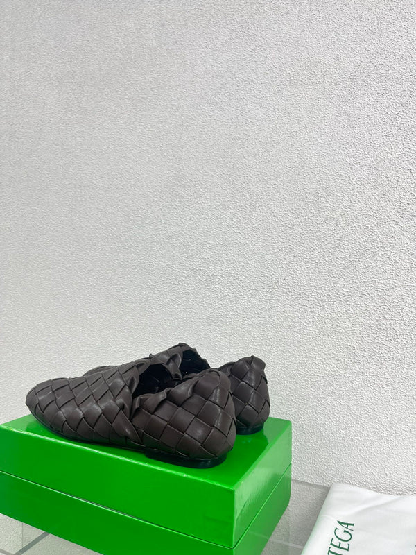 Bottega Veneta Intrecciato Dark Brown Lambskin 972903