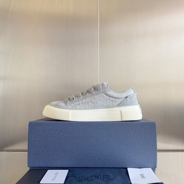 CD B33 Sneaker 40mm Grey White Monogram Suede