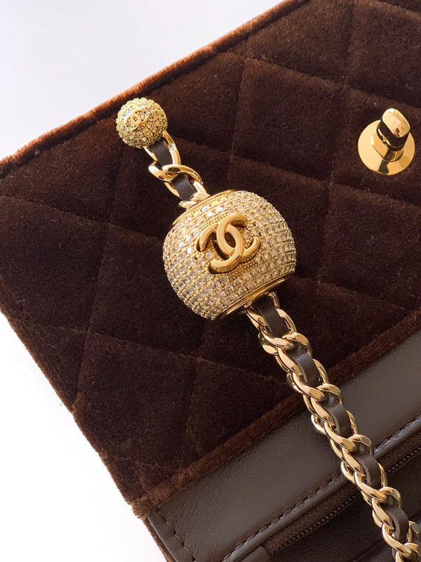 CC 26C Flap Bag 20 Coffee Velvet