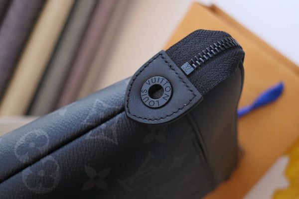 LV Pochette Voyage Souple Black Flower  Monogram Eclipse Canvas 179420