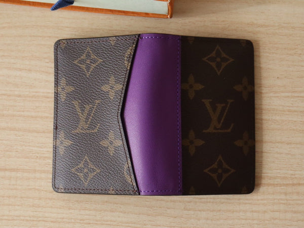 Portafoglio porta carte LV in tela monogramma viola e pelle di mucca 224114
