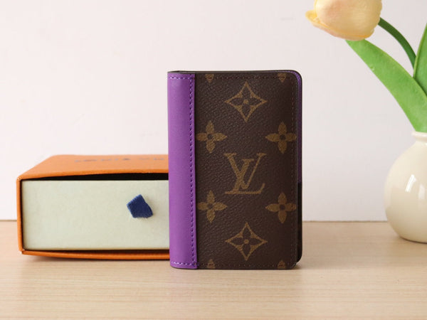 Portafoglio porta carte LV in tela monogramma viola e pelle di mucca 224114