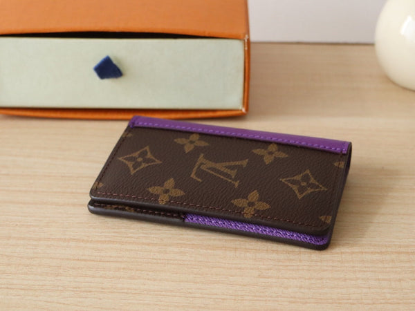 Portafoglio porta carte LV in tela monogramma viola e pelle di mucca 224114