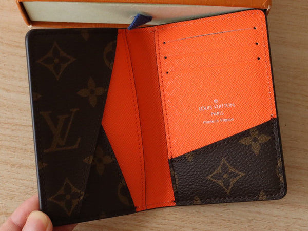 Portafoglio porta carte LV in tela monogramma arancione e pelle di mucca 224115