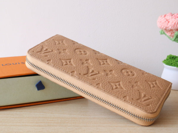 LV Zippy Wallet 19.5cm Monogram Grained Taurillon Cowhide