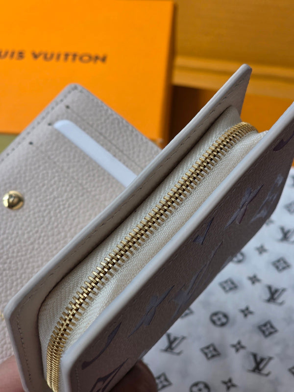 LV M25595 Cléa Wallet Dream Beige Embossed Grained Cowhide - Light GHW