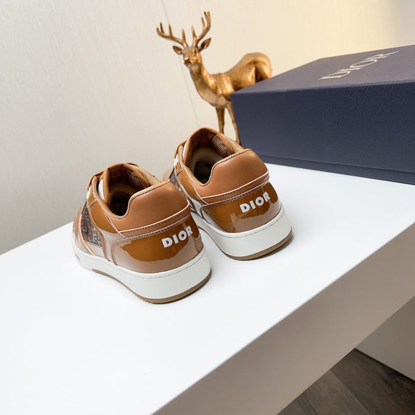 CD 25 B57 Sneaker Brown Patent Leather 750643