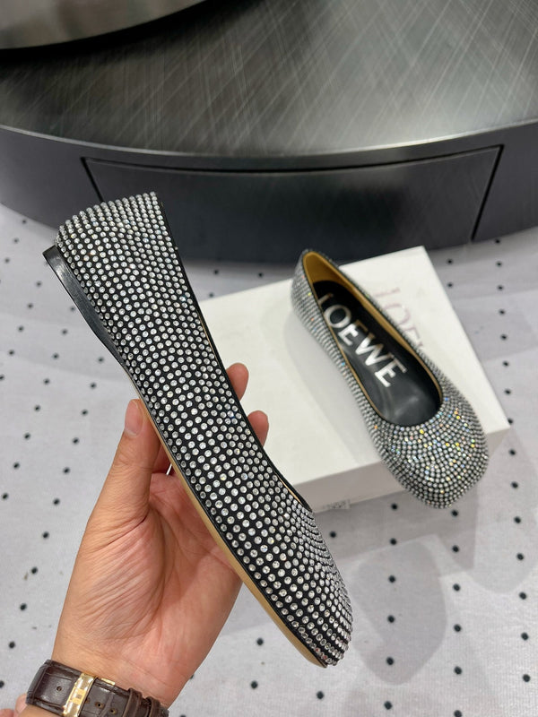 Ballerina giocattolo in pelle scamosciata e strass all-over nera