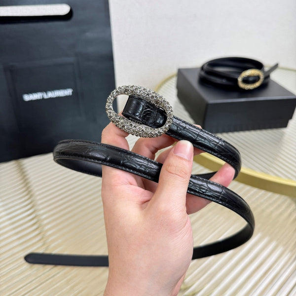 YSL 1.5 Ceinture à Boucle Ovale Argentée Cuir Gaufré Noir 200476
