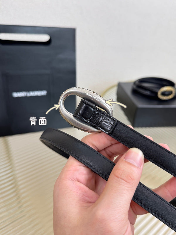 YSL 1.5 Ceinture à Boucle Ovale Argentée Cuir Gaufré Noir 200476