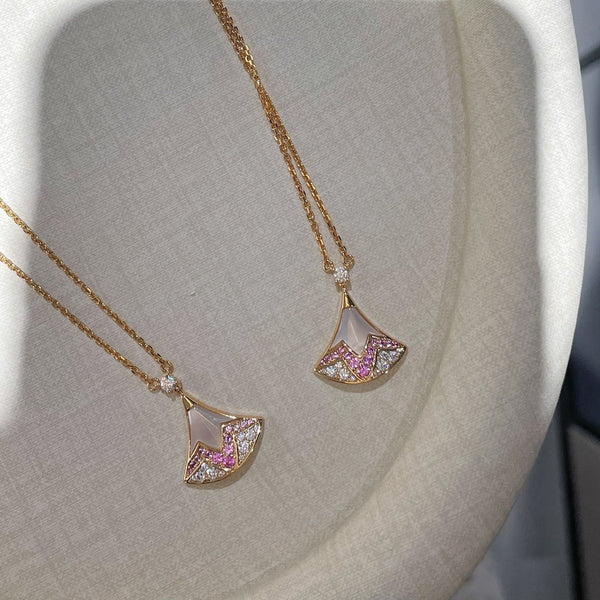 Divas’ Dream 25th Necklace Pink Gold