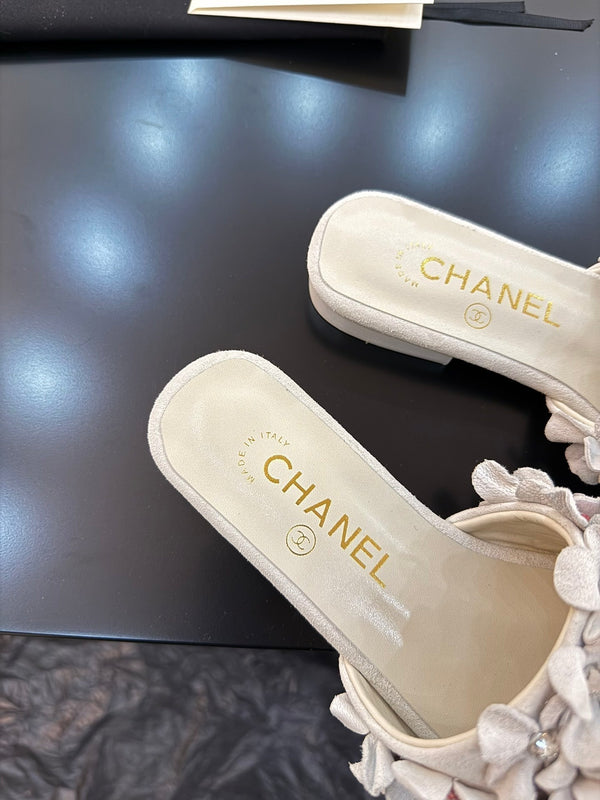 CC 25C Mules Grigio Camoscio Strass