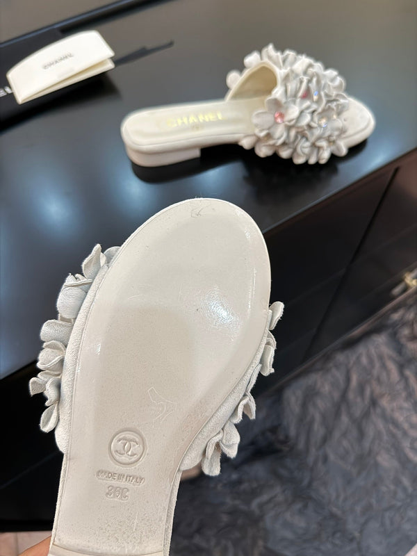CC 25C Mules Grigio Camoscio Strass