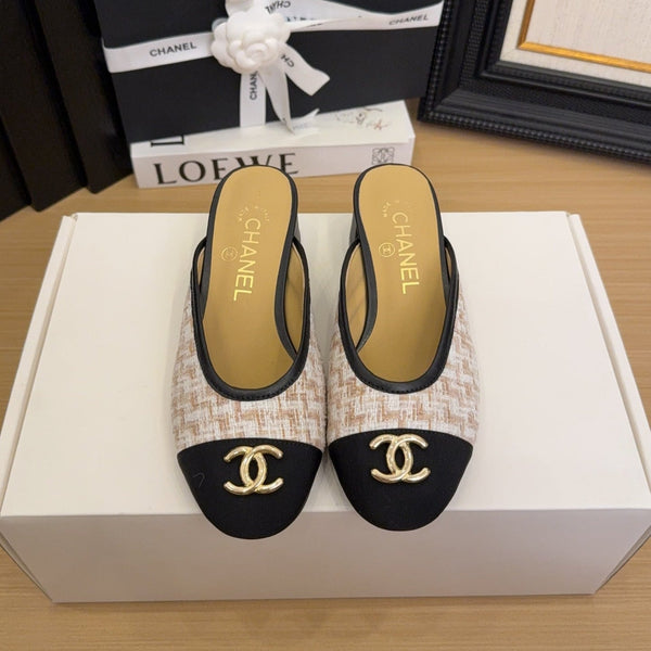 CC 25 Mule 40mm White Brown Fabric Black Grosgrain 277723