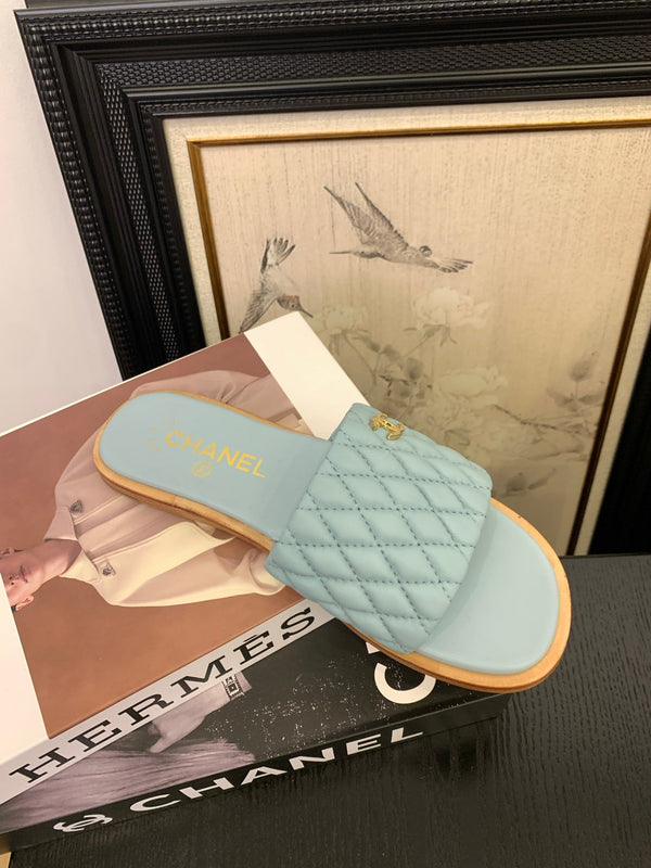 CC 25 Mule Sky Blue Sheepskin 277681
