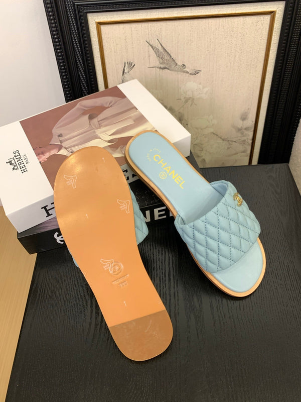 CC 25 Mule Sky Blue Sheepskin 277681