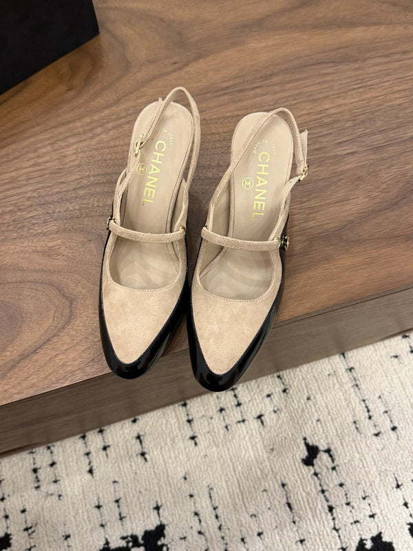 CC 26FW Slingback 7.5cm Beige Black Suede Patent Leather 676120