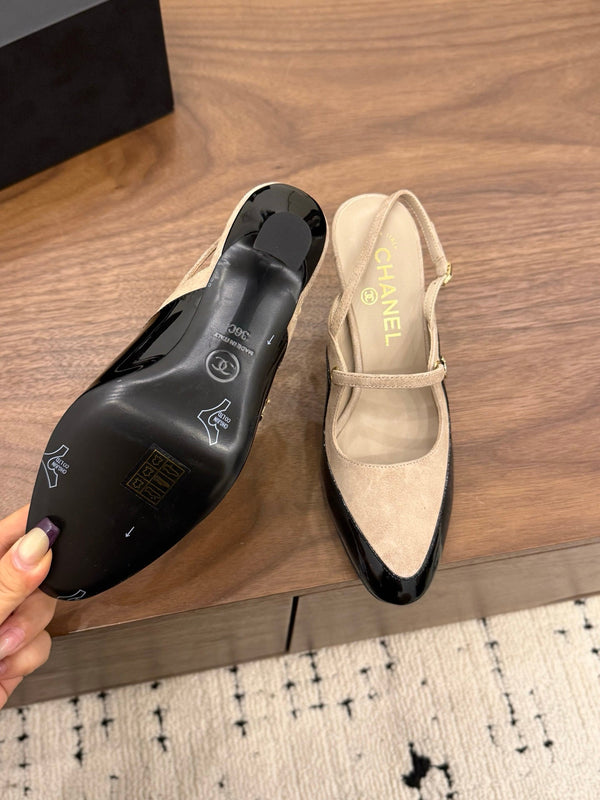 CC 26FW Slingback 7.5cm Beige Black Suede Patent Leather 676120