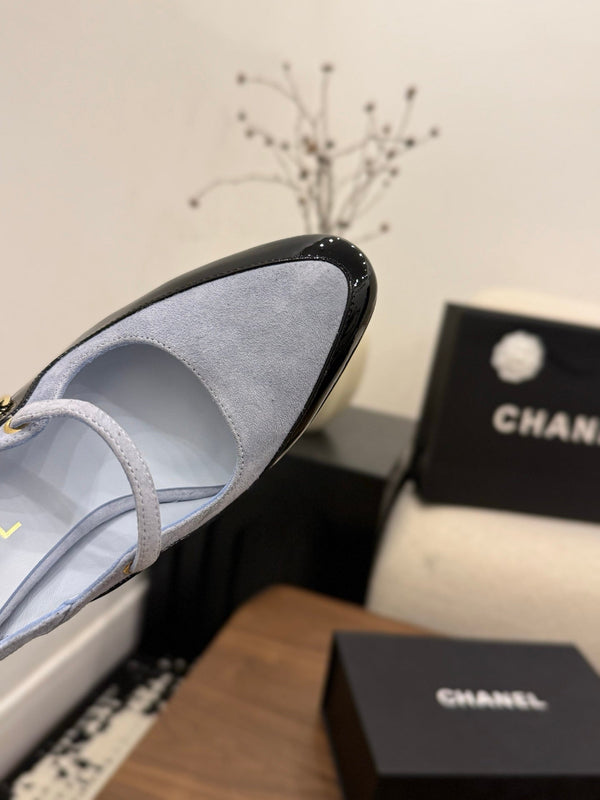 CC 26FW Slingback 7.5cm Grey Black Suede Patent Leather 676121
