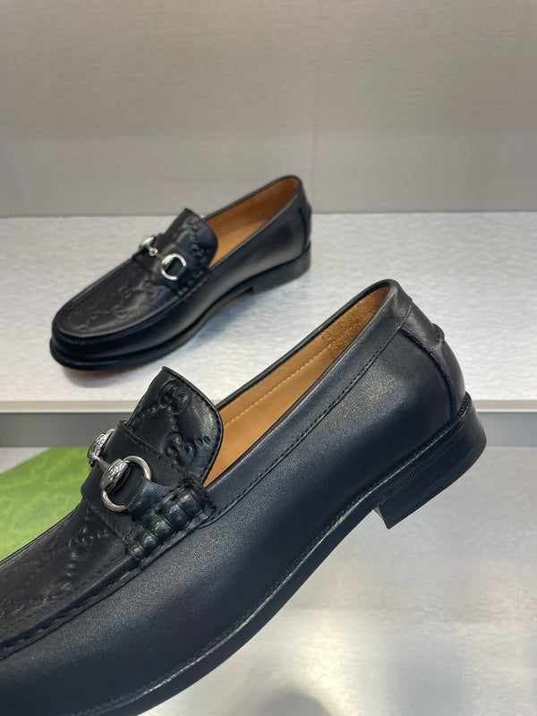 GG Men's Horsebit Loafer Black Embossed Cowhide 542447