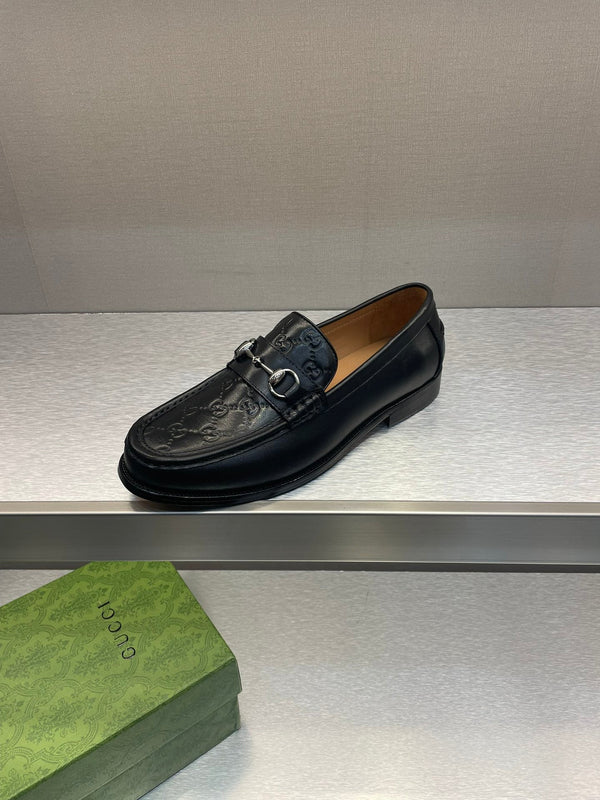 GG Men's Horsebit Loafer Black Embossed Cowhide 542447