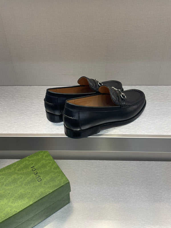 GG Men's Horsebit Loafer Black Embossed Cowhide 542447