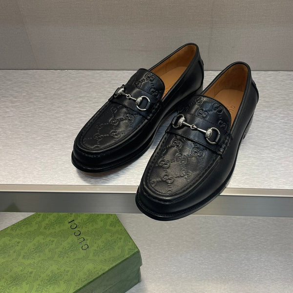 GG Men's Horsebit Loafer Black Embossed Cowhide 542447