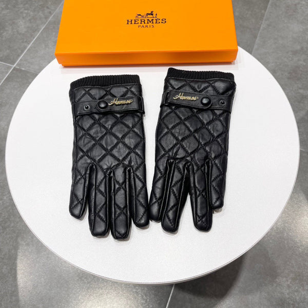 GLOVES IN BLACK LAMBSKIN AND WOOL LINING 109612