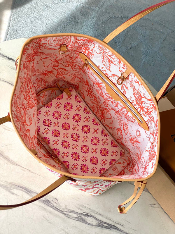 NEVERFULL MM 31 IN TELA CON PIASTRELLE MONOGRAMMA CORALLO