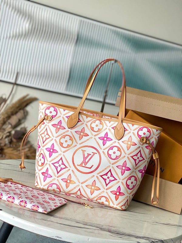NEVERFULL MM 31 IN TELA CON PIASTRELLE MONOGRAMMA CORALLO