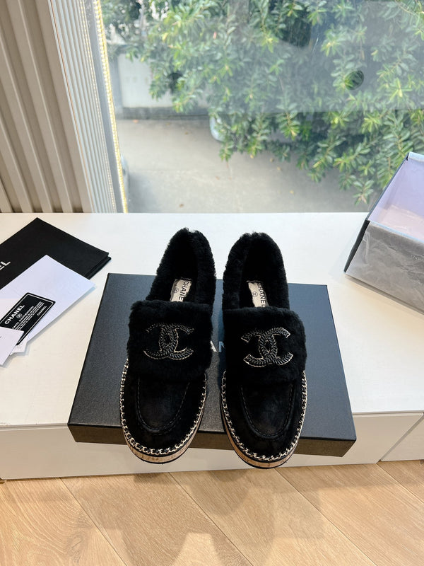 CC Moccasins Black Chain Suede And Fleece