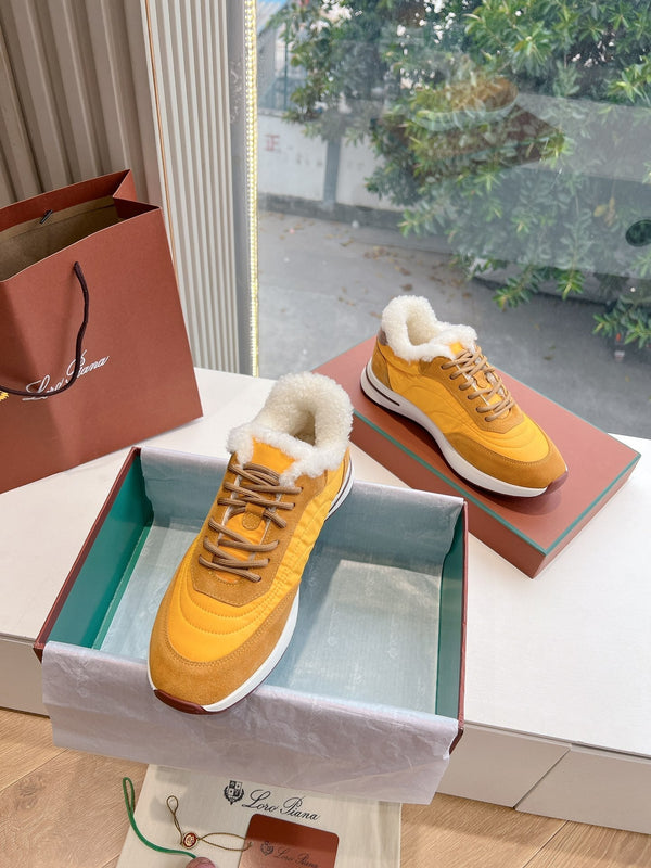 LP Weekend Walk Sneaker Yellow & Brown Fur Suede 549510