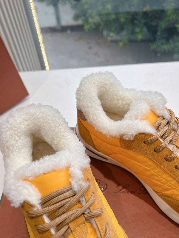 LP Weekend Walk Sneaker Yellow & Brown Fur Suede 549510