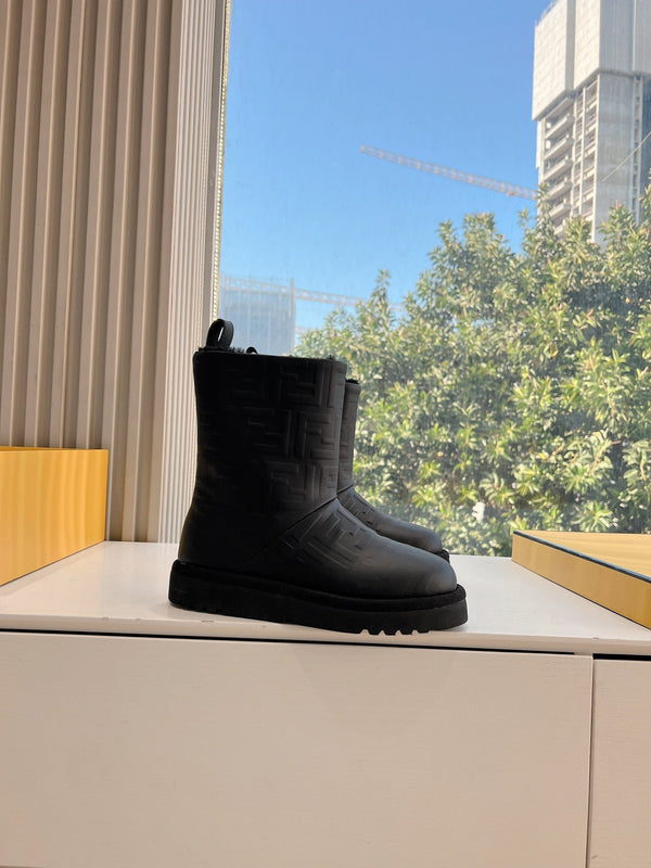 Fendi Apres Chic with FF chamois Boots Black Cowhide 475230