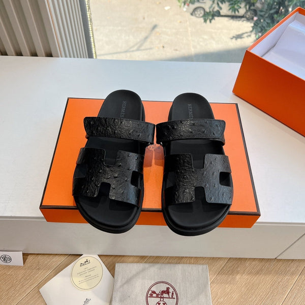 HM Chypre Sandal Black Ostrich Leather 202800