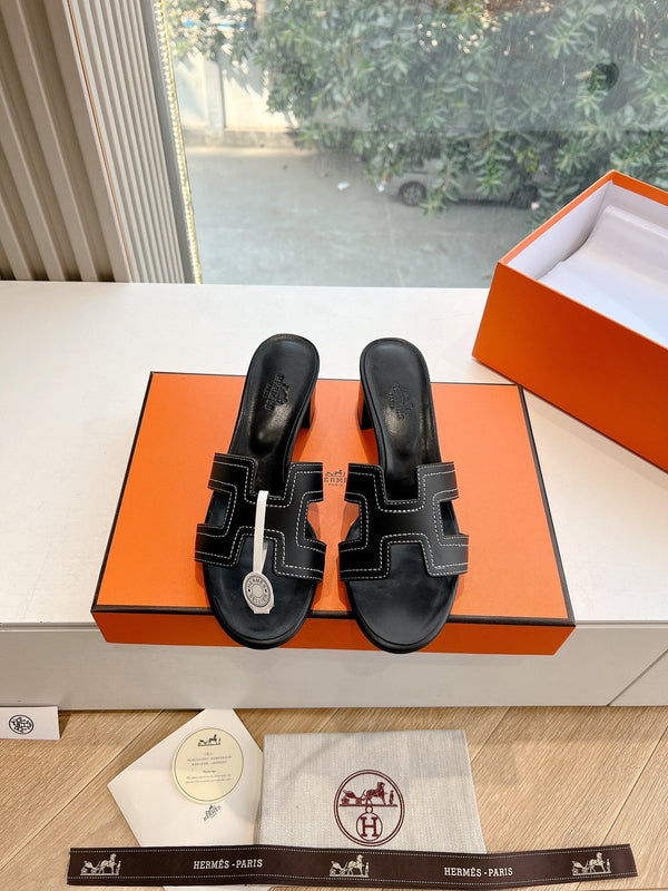 OASIS SANDAL IN BLACK MIX WHITE CALFSKIN