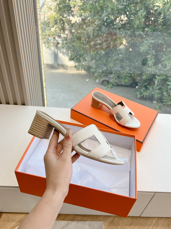HM 25C Oasis sandal White Leather 202840