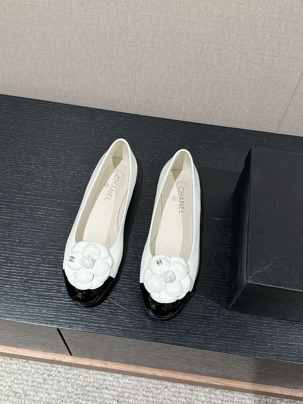 ballerina fiore vitello bianco vitello verniciato nero