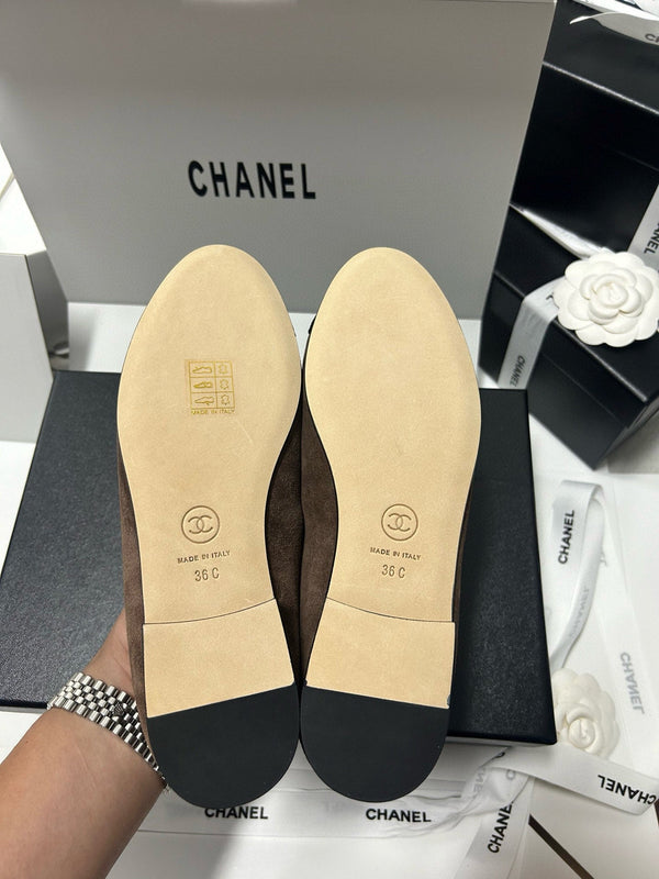 Chanel 25 Ballet Flat Black mix Brown Suede 490045