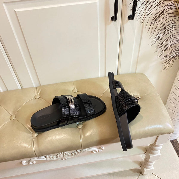 Sandalo HM Jackson in pelle di vacchetta con motivo goffrato nero 958028