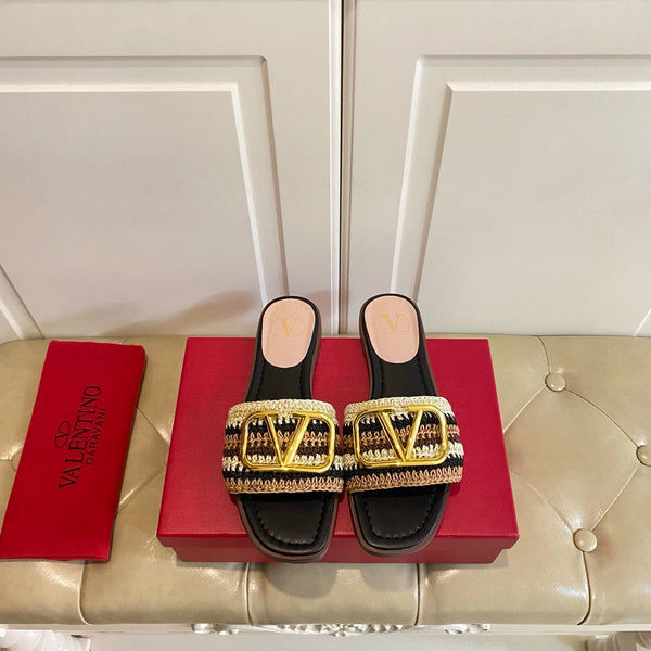 Vlogo Signature Slide Sandal 10mm With Crochet Embroidery