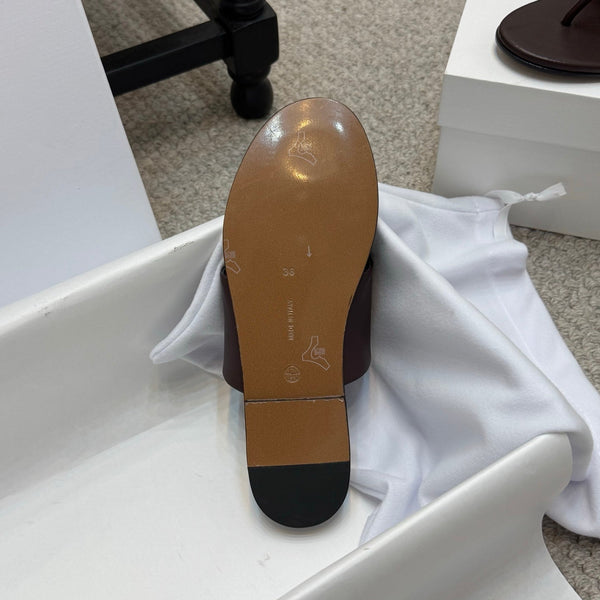 Signum Flat Sandal in Chocolate Calfskin 290733