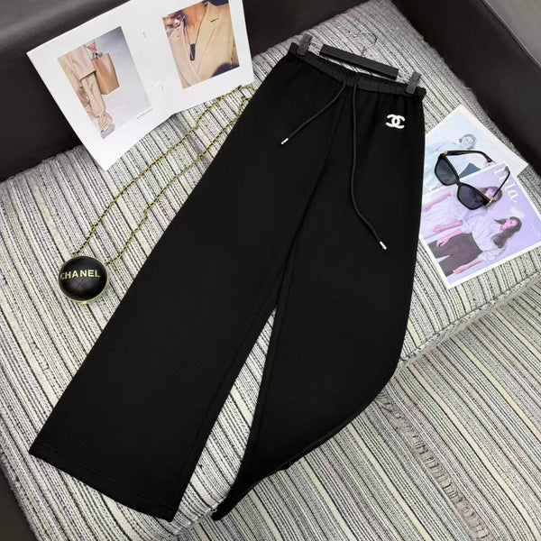 Chanel Pantalon en Laine Noir 2025 318973