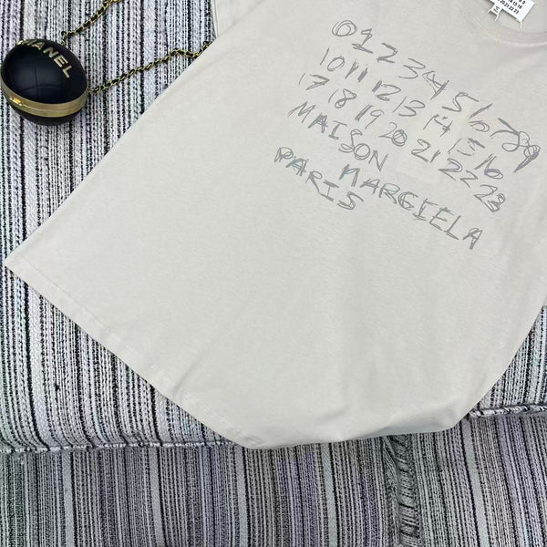 MM6 Crew Neck Short-Sleeved T-Shirt Beige Cotton 387959