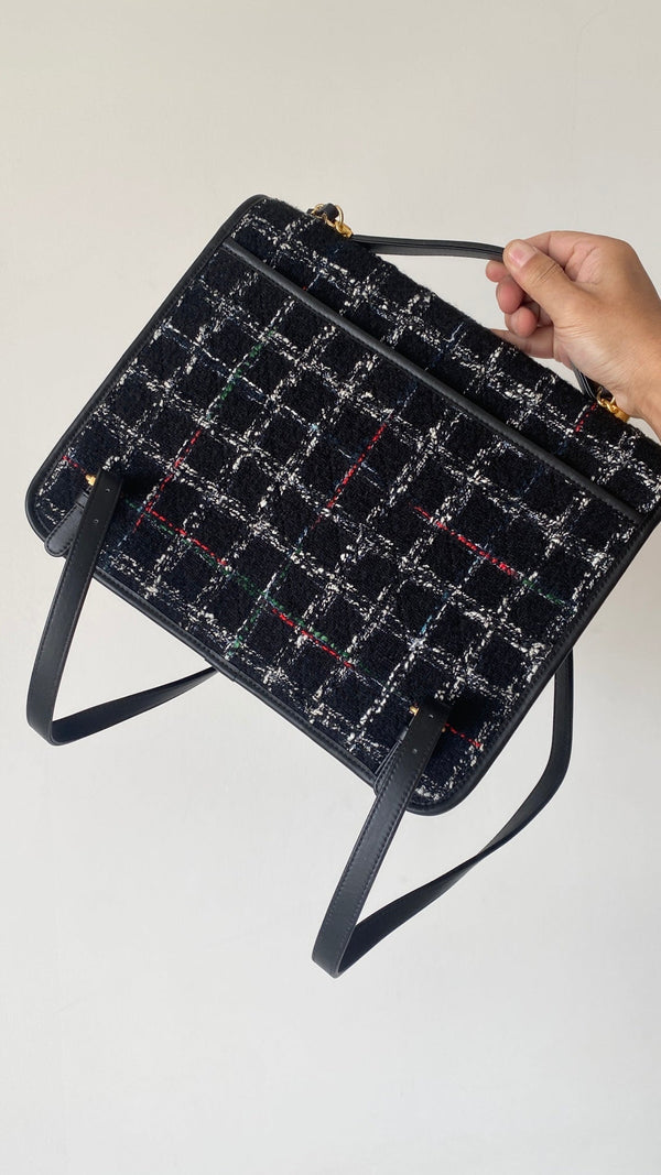 CC 2025 Sac à rabat mini à poignée supérieure en tweed noir