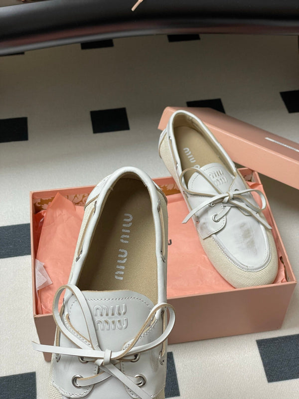 Miumiu White canvas leather loafer 227139